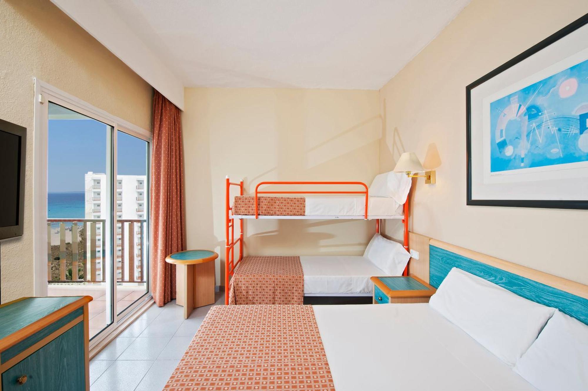 Standard Double Room with Sea View (2 Adults + 2 Children),1758277931:JPEG